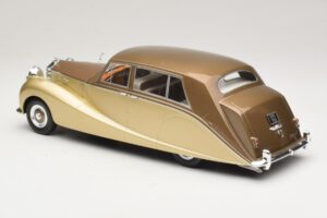 Rolls-Royce Silver Wraith Empress by Hooper Brūns & Zelts MCG 1:18 MCG18000 Metāls — attēls 5 no 6