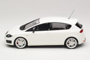 SEAT Leon Cupra R Mk2 Balts Otto 1:18 OT1332 Sveķi — attēls 3 no 6