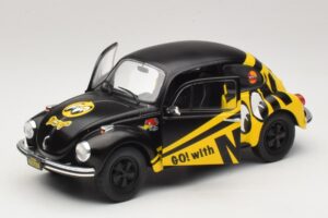 Volkswagen Beetle 1303 Go with Moon Solido 1:18 S1800519 Metāls — attēls 2 no 8