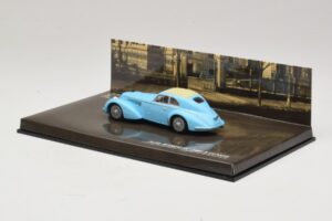 Alfa Romeo 8C 2900B Lungo Gaiši Zils Minichamps 1:43 436120420 Metāls — attēls 3 no 5