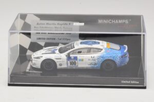 Aston Martin Rapide S #100 Bez / Schubauer 24 Hours of Nurburgring 2013 Minichamps 1:43 437131300 Metāls — attēls 4 no 5