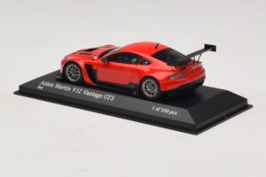 Aston Martin V12 Vantage GT3 Sarkans Minichamps 1:43 4371121392 Metāls — attēls 3 no 4
