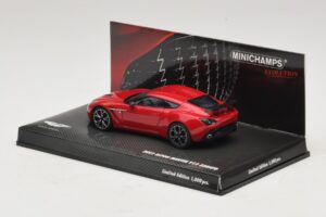 Aston Martin V12 Zagato Sarkans Minichamps 1:43 437137220 Metāls — attēls 3 no 5