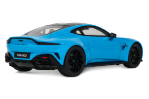 Aston Martin Vantage Elwood Blue GT Spirit 1:18 GT1008 Sveķi — attēls 2 no 5