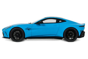 Aston Martin Vantage Elwood Blue GT Spirit 1:18 GT1008 Sveķi — attēls 3 no 5