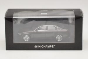 Audi A4 B8 Brūns Metālisks Minichamps 1:43 410011000 Metāls — attēls 3 no 3