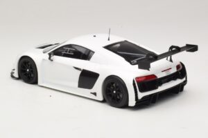 Audi R8 LMS Ultra Balts 2015 Minichamps 1:18 153151100 Metāls — attēls 5 no 6