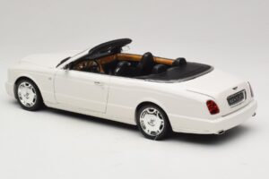 Bentley Azure Glacier White Aizvietojuma Kaste Minichamps 1:18 100139502-R1 Metāls — attēls 7 no 8