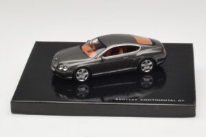 Bentley Continental GT Cypress Green Minichamps 1:43 BL312 Metāls