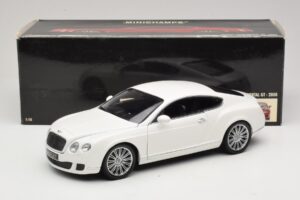 Bentley Continental GT Balts Aizvietojuma Kaste Minichamps 1:18 100139621-R1 Metāls — attēls 8 no 8
