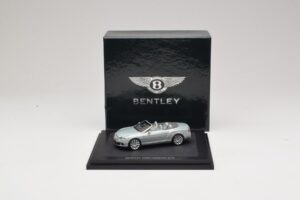 Bentley Continental GTC Light Grey Metallic Minichamps 1:43 BL907 Metāls — attēls 3 no 4