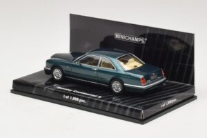 Bentley Continental R Zaļš Metālisks Minichamps 1:43 436139921 Metāls — attēls 3 no 4