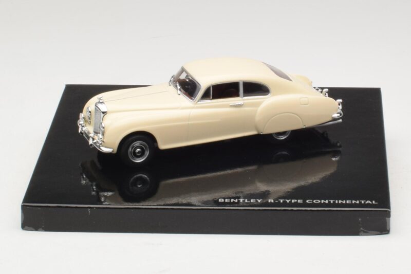 Bentley R-Type Continental Ziloņkaula Minichamps 1:43 Bentley R-Type Continental Ziloņkaula Minichamps 1:43 BL426 Metāls