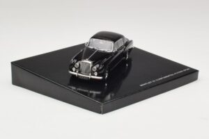 Bentley S1 Continental Flying Spur Melns Minichamps 1:43 BL468 Metāls — attēls 2 no 4