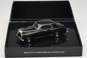 Bentley S1 Continental Flying Spur Melns Minichamps 1:43 BL468 Metāls — attēls 4 no 4