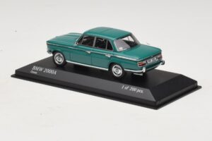 BMW 2000A Zaļš Minichamps 1:43 437023001 Metāls — attēls 3 no 4