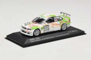 BMW 320i E46 #233 A. Priaulx / J. Muller Schubert Motorsport VLN Nurburgring 2005 Minichamps 1:43 400052433 Metāls — attēls 2 no 4