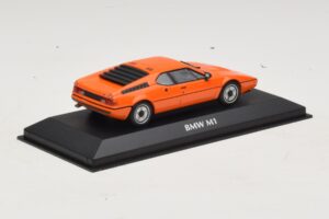 BMW M1 Oranžs Maxichamps 1:43 940025020 Metāls — attēls 2 no 4