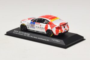 BMW M235i Bong Motorsport #307 Nett / Akata 24 Hours of Nurburgring 2015 Minichamps 1:43 437152507 Metāls — attēls 3 no 4