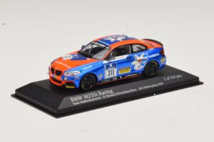 BMW M235i Team Medienkraftwerk #311 Di Martino / Olivo 24 Hours of Nurburgring 2014 Minichamps 1:43 437142411 Metāls — attēls 2 no 4