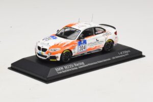 BMW M235i Team Rent2drive #304 Ackermann / Wishkirchen 24 Hours of Nurburgring 2015 Minichamps 1:43 437152504 Metāls — attēls 2 no 4