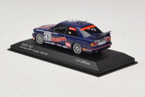 BMW M3 E30 Auto Maas #42 Becker DTM 1992 Minichamps 1:43 430922042 Metāls — attēls 3 no 4