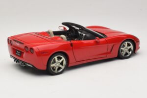 Chevrolet Corvette C6 Kabriolets Sarkans AUTOart 1:18 71221 Metāls — attēls 3 no 8