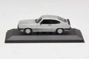 Ford Capri RS Mk1 Sudrabs Minichamps 1:43 430085804 Metāls
