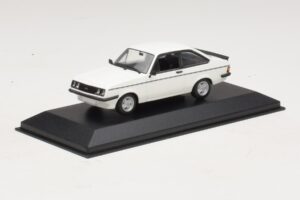 Ford Escort Mk1 TC Balts Minichamps 1:43 400081070 Metāls — attēls 2 no 4