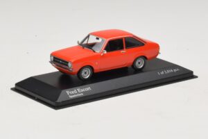 Ford Escort Mk2 Spanish Red Minichamps 1:43 400084100 Metāls — attēls 2 no 4
