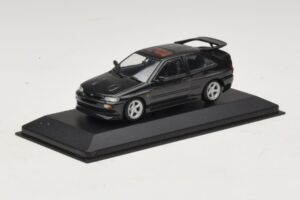 Ford Escort RS Cosworth Melns Metālisks Minichamps 1:43 430082106 Metāls — attēls 2 no 4