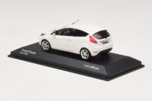 Ford Fiesta Mk6 Balts Minichamps 1:43 400088002 Metāls — attēls 3 no 4