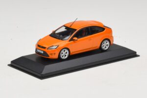 Ford Focus ST Mk2 Electric Orange Minichamps 1:43 400087302 Metāls — attēls 2 no 4