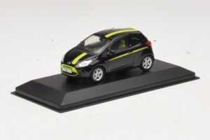 Ford Ka Mk2 Melns Dzeltens Minichamps 1:43 400088200 Metāls — attēls 3 no 5
