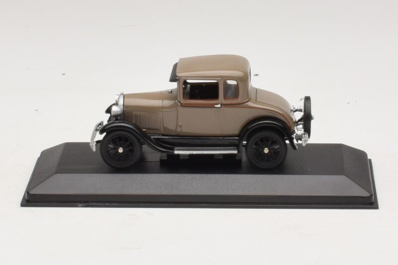 Ford Model A Standard Coupe Bēšs Minichamps 1:43 400082102 Metāls