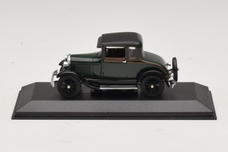 Ford Model A Standard Coupe Tumši Zaļš Minichamps 1:43 Ford Model A Standard Coupe Tumši Zaļš Minichamps 1:43 400082101 Metāls