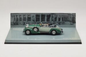 Horch 853 Cabriolet Zaļš Minichamps 1:43 436012034 Metāls