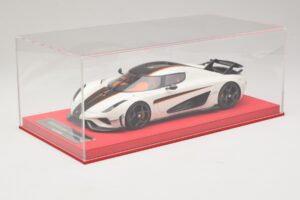 Koenigsegg Regera Balts ar Melnu Karbonu FrontiArt 1:18 REMC043 Sveķi — attēls 6 no 7