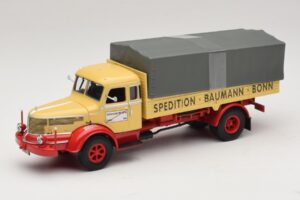 Krupp Titan Platformas Kravas Auto Baumann Bonn Minichamps 1:43 439069025 Metāls