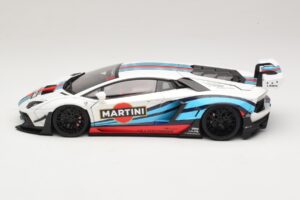 Lamborghini Aventador LB Works Martini Livery AUTOart 1:18 79185 Kompozīts — attēls 4 no 8