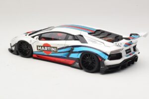 Lamborghini Aventador LB Works Martini Livery AUTOart 1:18 79185 Kompozīts — attēls 7 no 8