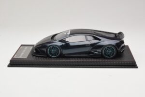 Lamborghini Huracan Liberty Walk Chameleon Blue GS Model 1:18 REMC045 Sveķi — attēls 3 no 7