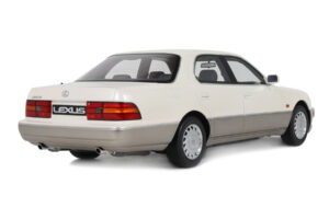 Lexus LS 400 XF10 Diamond White Pearl Otto 1:18 OT1277 Sveķi — attēls 2 no 5