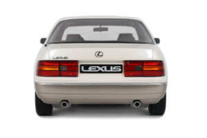 Lexus LS 400 XF10 Diamond White Pearl Otto 1:18 OT1277 Sveķi — attēls 5 no 5