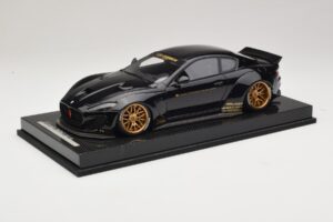 Maserati GranTurismo Liberty Walk Melns ar Zeltainiem Diskiem AB Models 1:18 MAS-LB08-C Sveķi