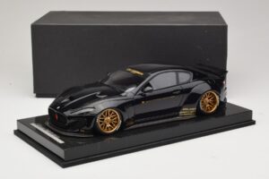 Maserati GranTurismo Liberty Walk Melns ar Zeltainiem Diskiem AB Models 1:18 MAS-LB08-C Sveķi — attēls 6 no 7