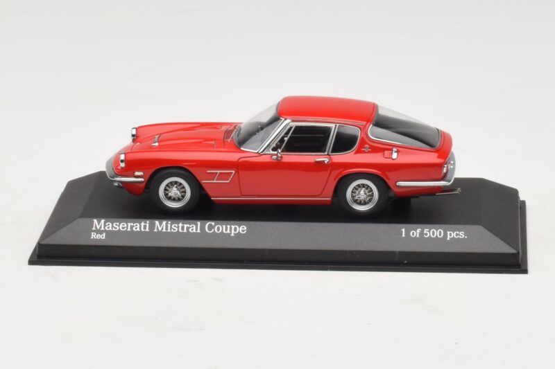Maserati Mistral Sarkans Minichamps 1:43 Maserati Mistral Sarkans Minichamps 1:43 437123424 Metāls