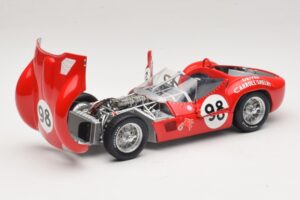 Maserati Tipo 61 #98 C. Shelby Times Mirror Grand Prix for Sportscars 1960 Minichamps 1:18 100601298 Metāls — attēls 2 no 8