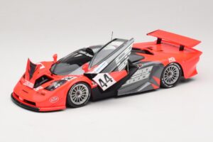 McLaren F1 GTR Lark #44 Tsuchiya / Ayles 24 Hours of Le Mans 1997 Minichamps 1:18 530133744 Metāls — attēls 2 no 8