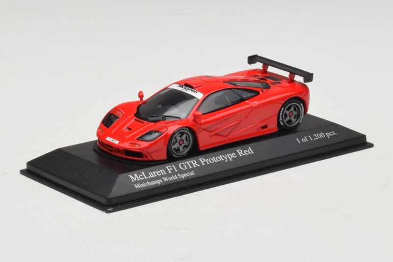 McLaren F1 GTR Prototype World Special Sarkans Minichamps 1:43 McLaren F1 GTR Prototype World Special Sarkans Minichamps 1:43 MCLAREN007 Metāls